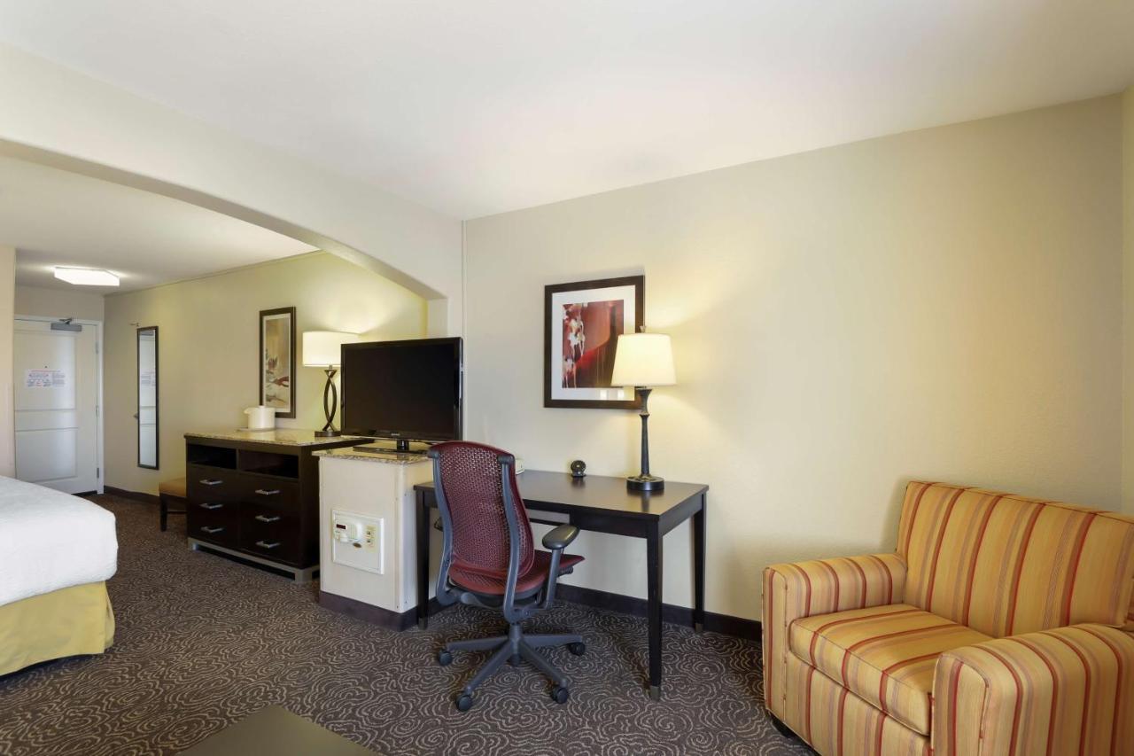 Best Western Plus Castle Rock Exterior photo